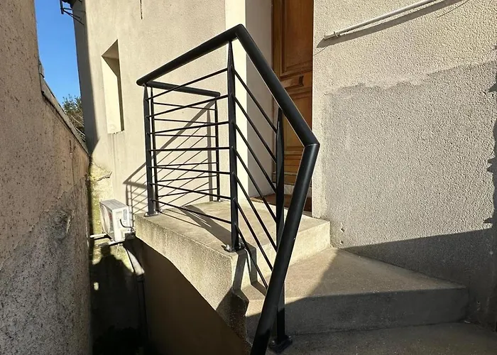 아파트 Duplex A *